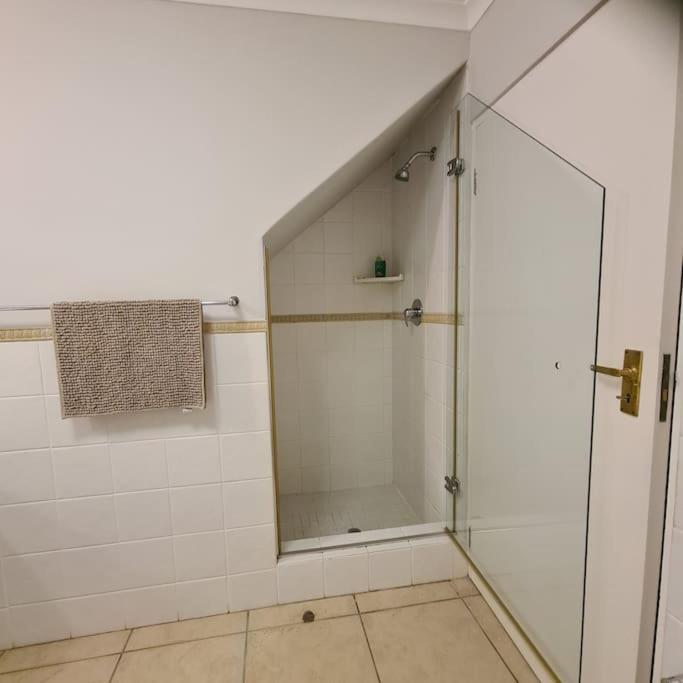Broad Oaks Apartamento